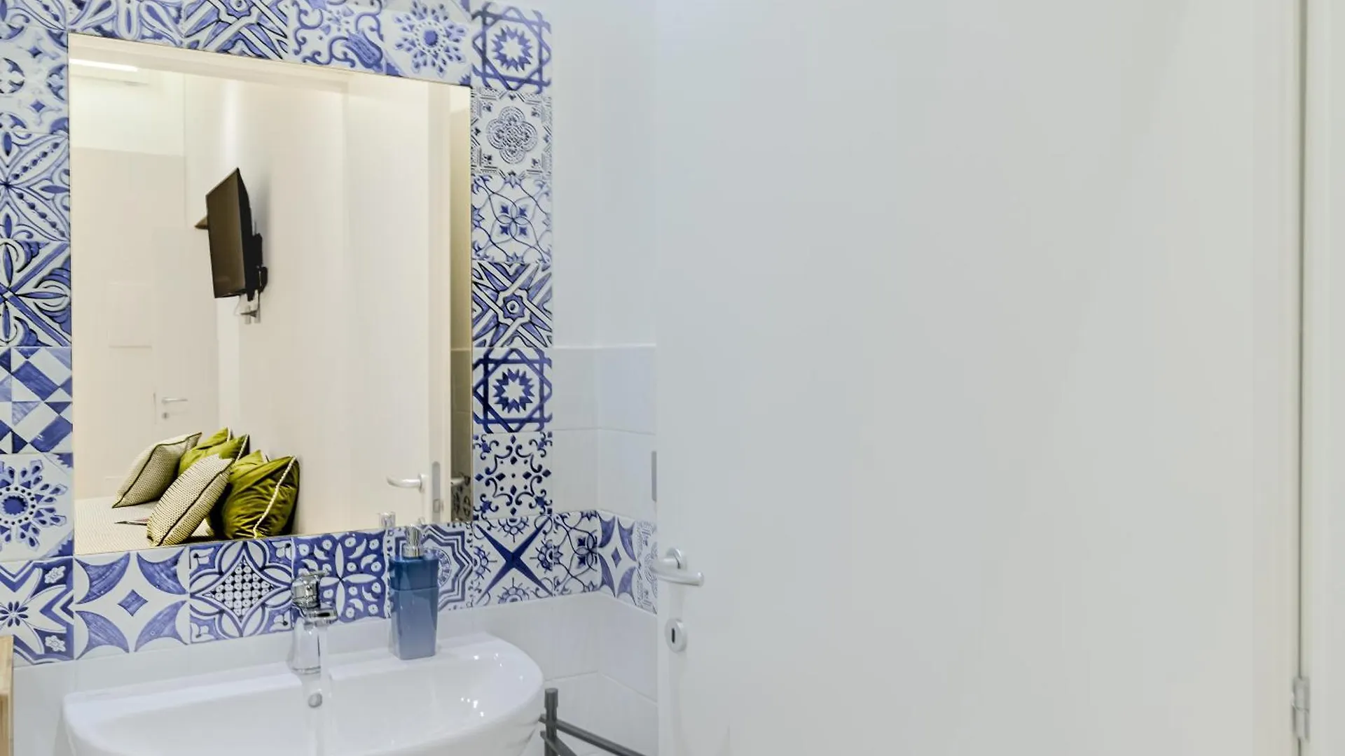 Artis Rooms Guesthouse Cagliari 0*,