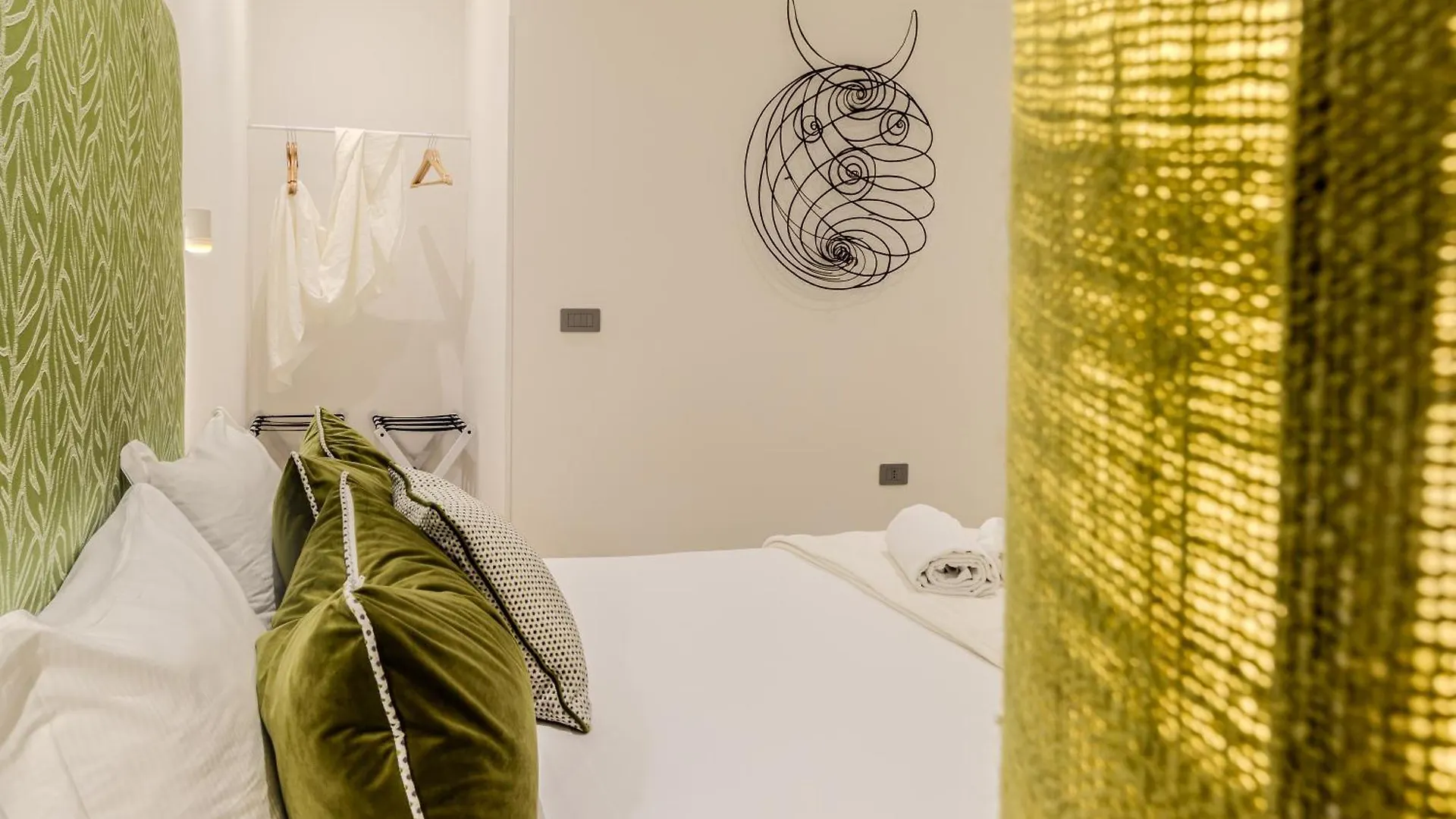 Artis Rooms Guesthouse Кальяри Гостевой дом