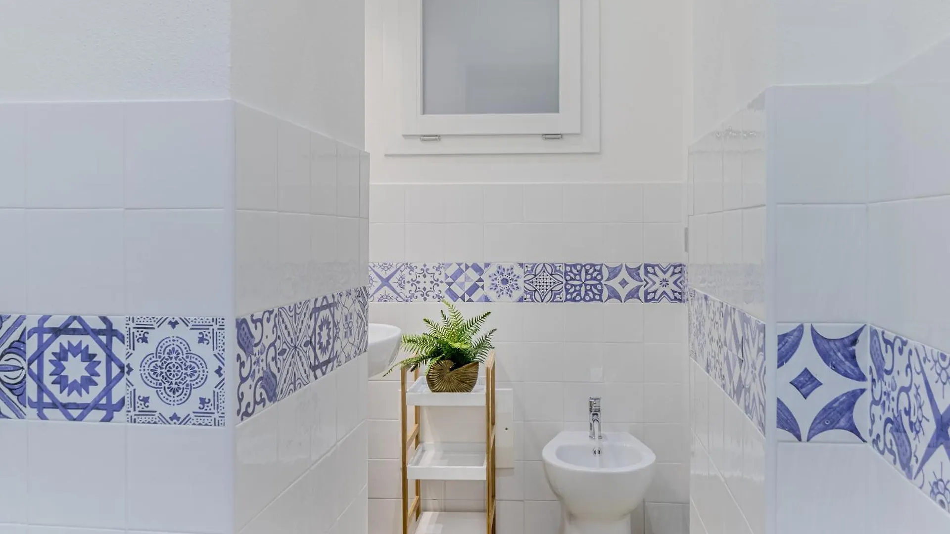 Гостевой дом Artis Rooms Guesthouse Кальяри
