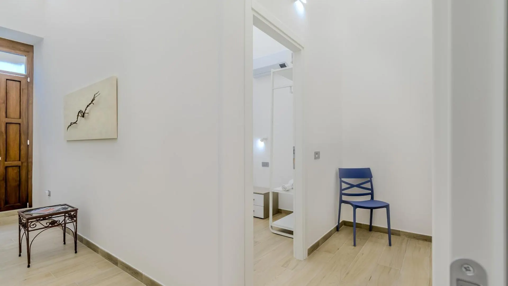 Artis Rooms Guesthouse Кальяри